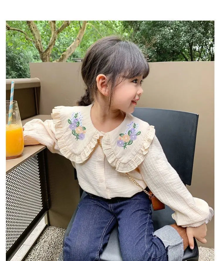 Baby girl doll collar shirt Spring and Autumn new children's Korean version long sleeved embroidered white shirt little girl top