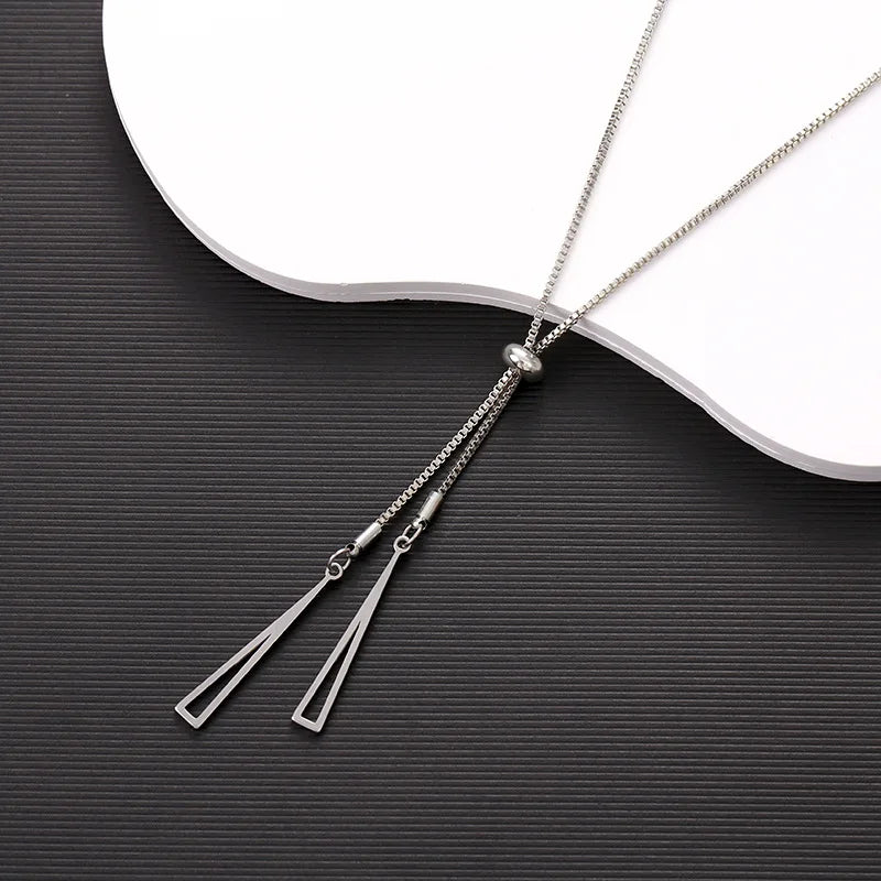 Korean Fashion Triangle Pendant Necklace For Women Jewelry 2025 Trending New Women's Geometric Sweater Necklaces Colar Kolye