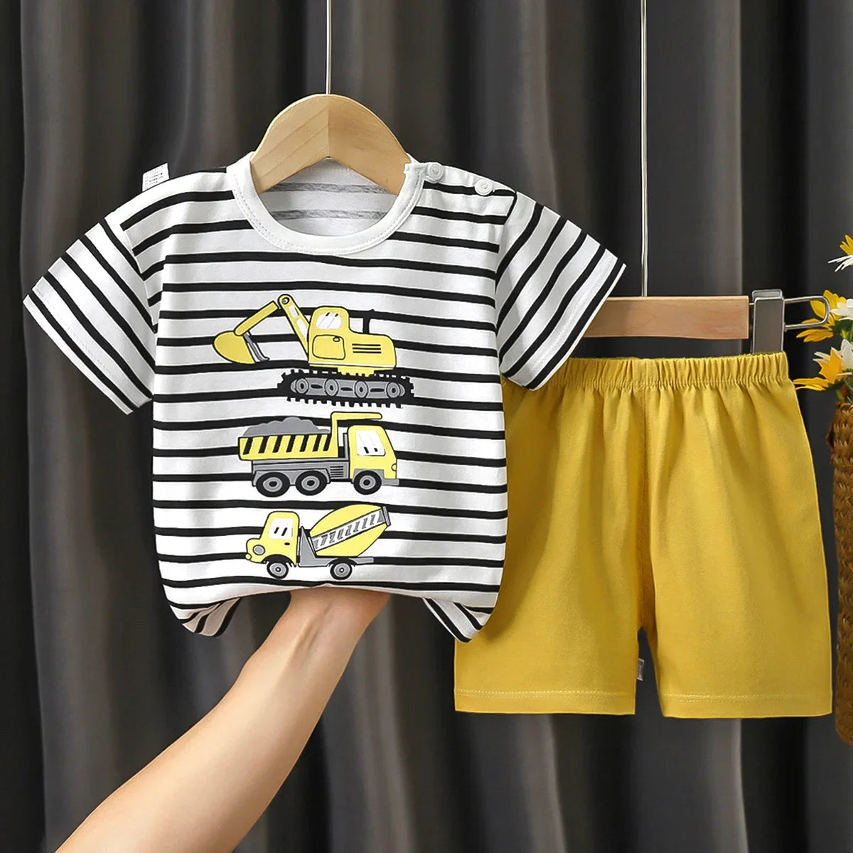 2025 New Kids Boys Girls Summer Pajamas Cute Cartoon Print Short Sleeve T-Shirt Tops with Shorts Toddler Baby Clothing Sets