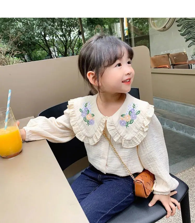 Baby girl doll collar shirt Spring and Autumn new children's Korean version long sleeved embroidered white shirt little girl top