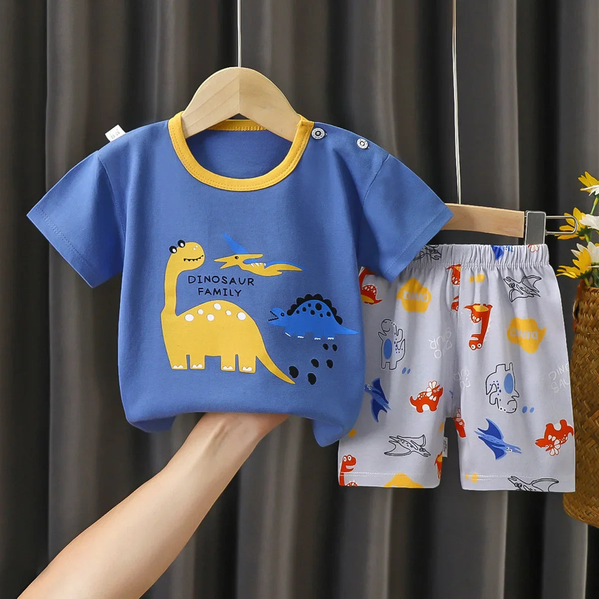 2025 New Kids Boys Girls Summer Pajamas Cute Cartoon Print Short Sleeve T-Shirt Tops with Shorts Toddler Baby Clothing Sets