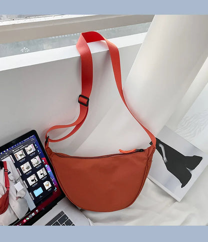 2023 nylon messenger bag women's new trendy dumpling bag lightweight small shoulder bag armpit bag simple shoulder canvas bag